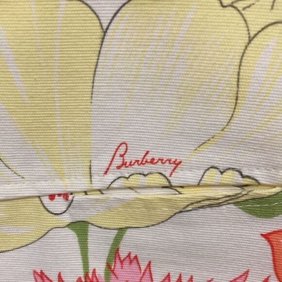 NWOT Burberry London Womens’ Floral Cotton Mini Skirt. Made in Italy. Size 6. - Picture 2 of 11